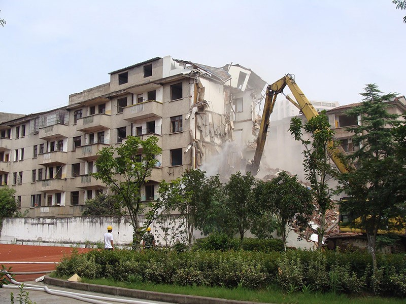 姑蘇蘇州拆除作業(yè)時(shí)的安全頭盔 選擇有什么標(biāo)準(zhǔn)